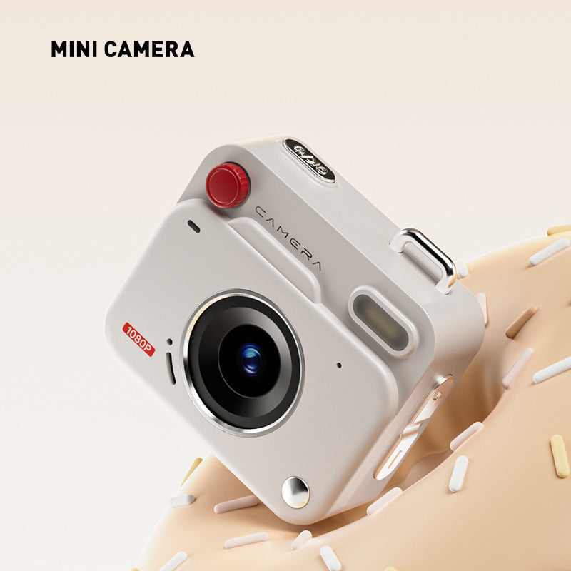RetroPik mini keychain camera in white